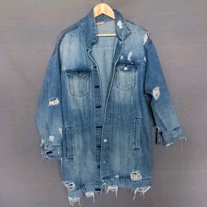 DISTRESSED DENIM JACKET ✌🏽